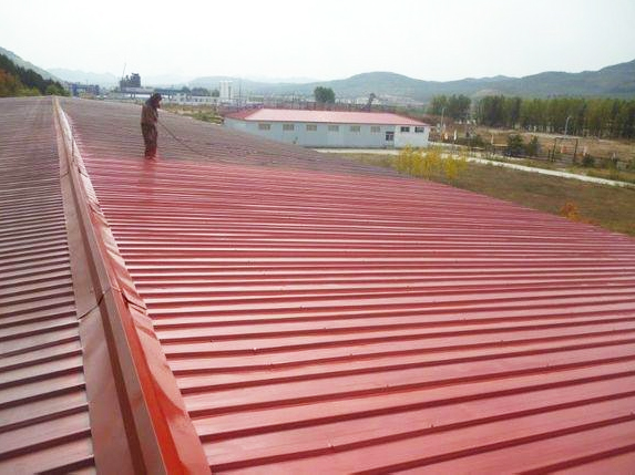 南吕镇彩钢瓦喷漆翻新服务