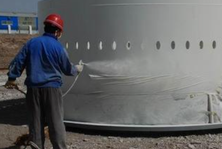 南吕镇除锈喷漆翻新是恢复金属资产价值的